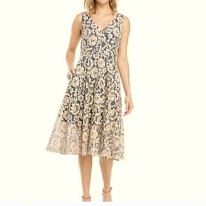 VINCE CAMUTO Designer Sleeveless Layered Fit & Flare Zippered Lace Dress Sexy‎ 4